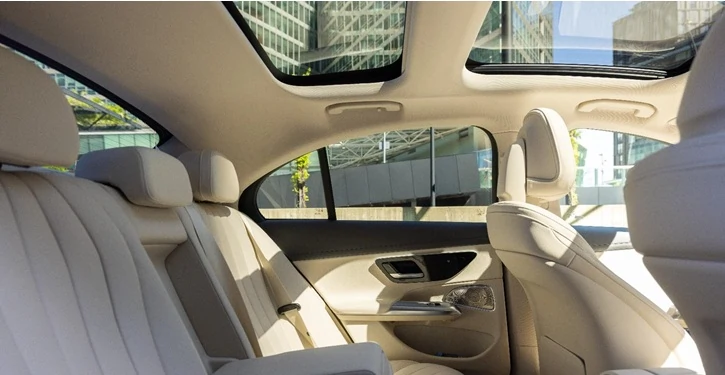 mb-e-class-inside-view-rear.webp