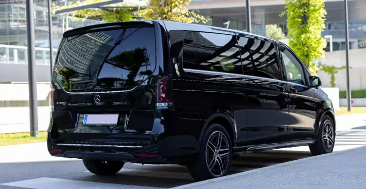 mb-v-class-rear-view.webp