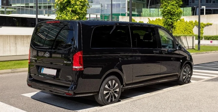 mb-vito-rear-view.webp